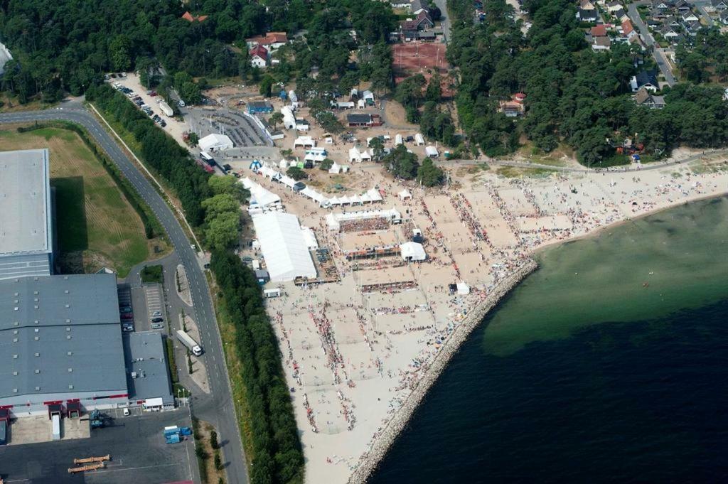 Roliga Semestrar I Ahus! Exterior foto